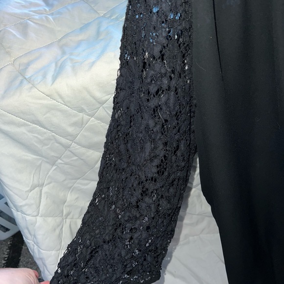 Anne Klein Sloane & Sadie Lace Blouse - Picture 3 of 9